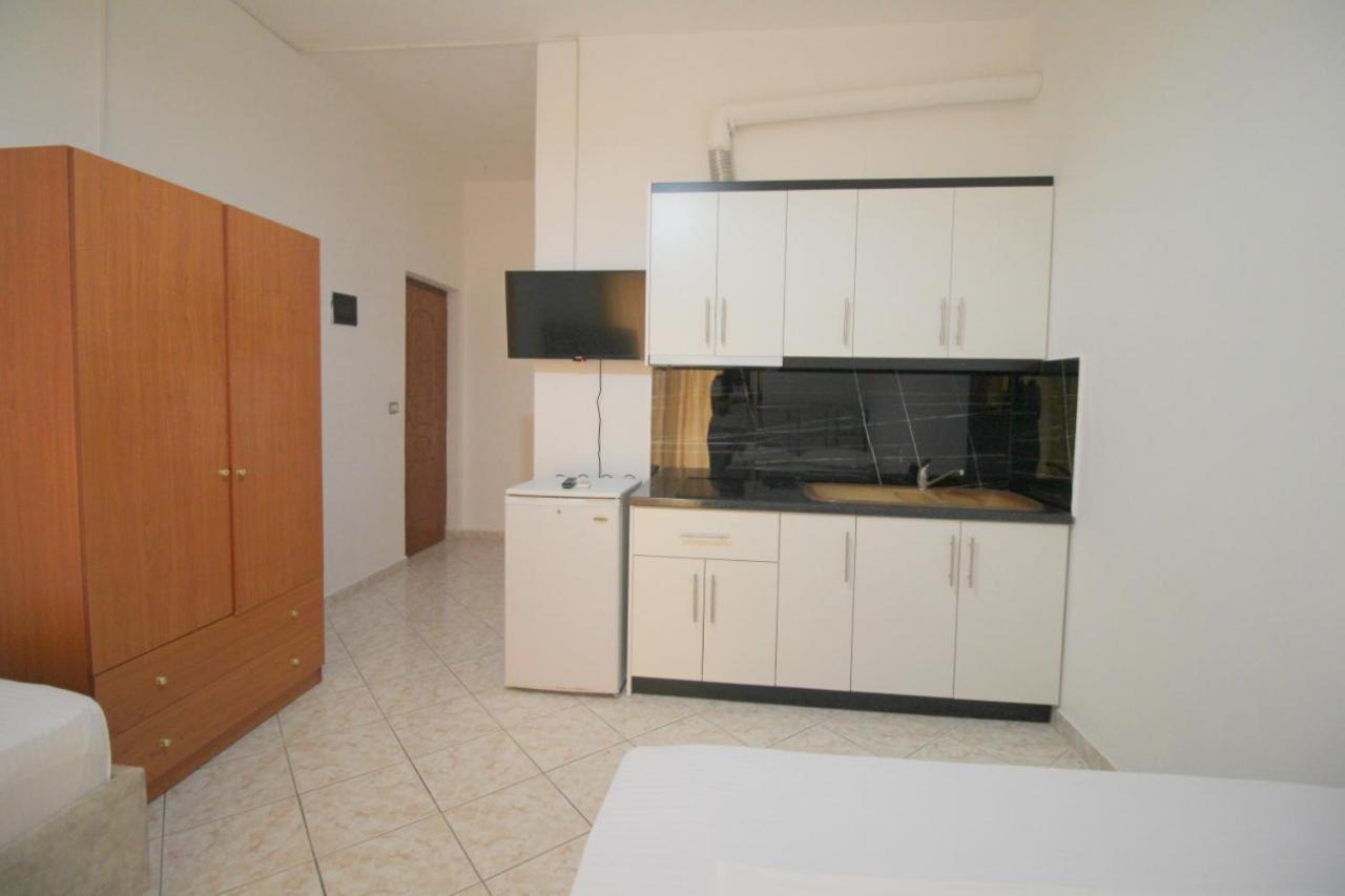 Hotel Vila Vilson ساراندا الغرفة الصورة